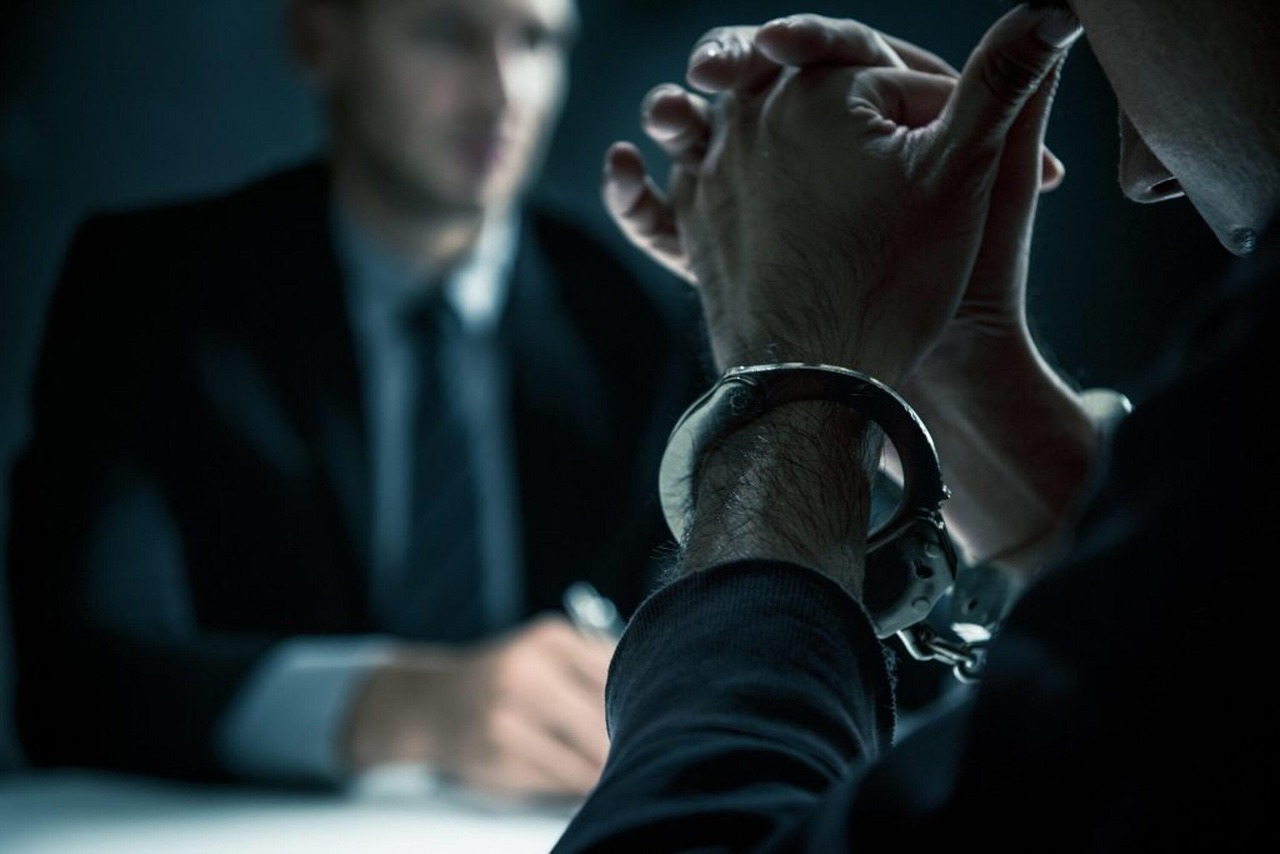 Ten Things to Know Before Hiring a Domestic Criminal Lawyer