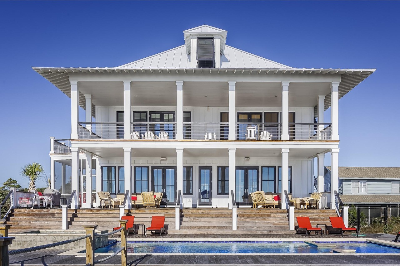 A Guide to Buying a Luxury Home in Montreal