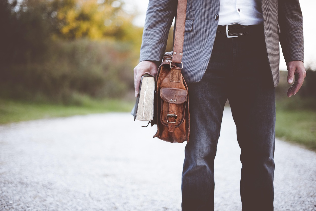 The Best Leather Duffle Bag For Men: Style Meets Durability