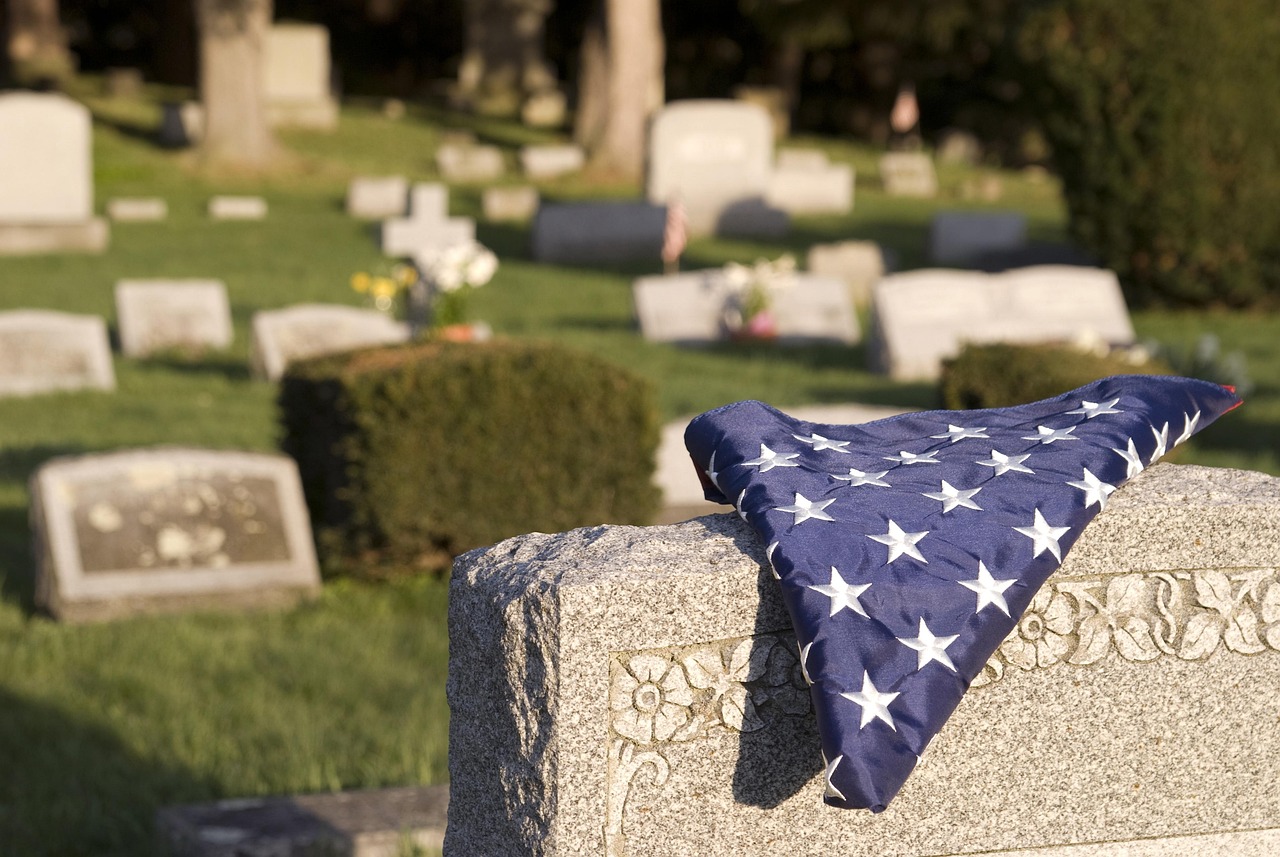 Choosing Cremation and Funeral Services in Santa Monica with Compassion