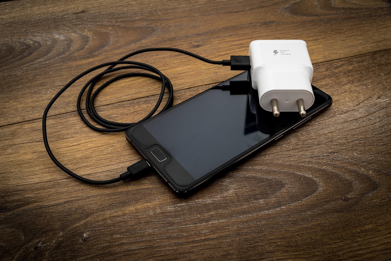 What Is a Portable Charger: Reasons Why You Need a Portable Charger?
