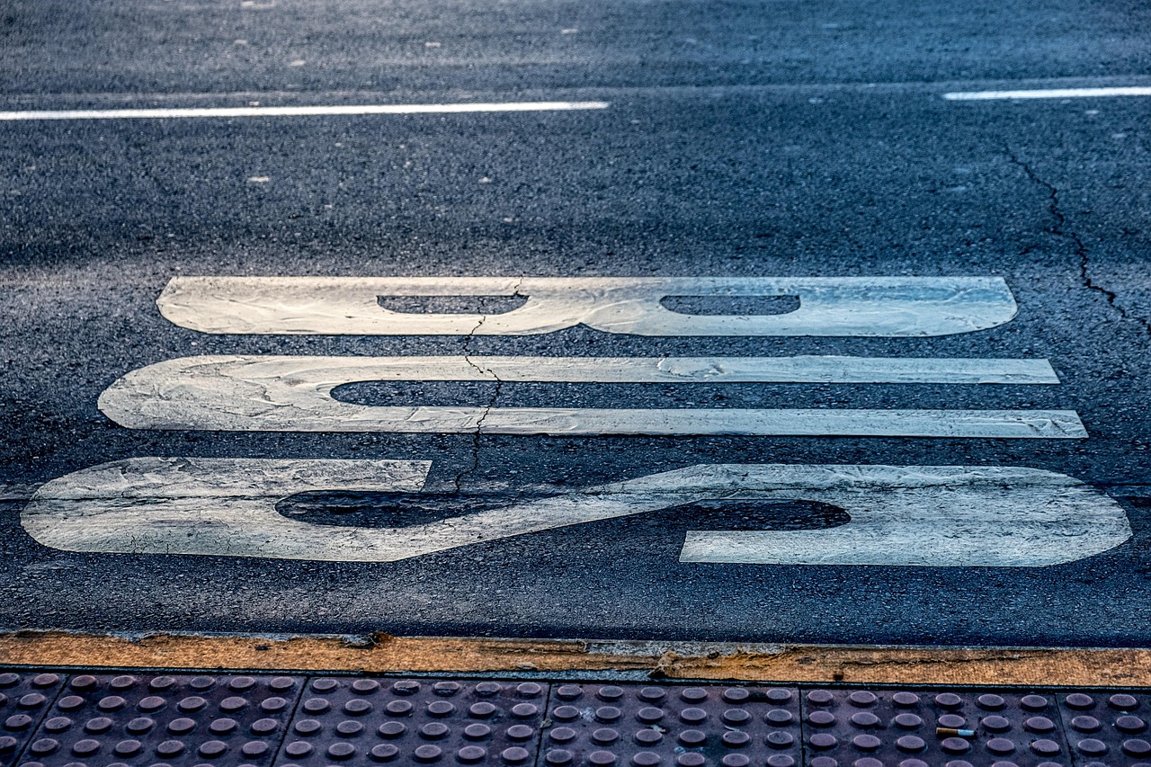 How To Choose The Best Road Marking Paint For Your Project?