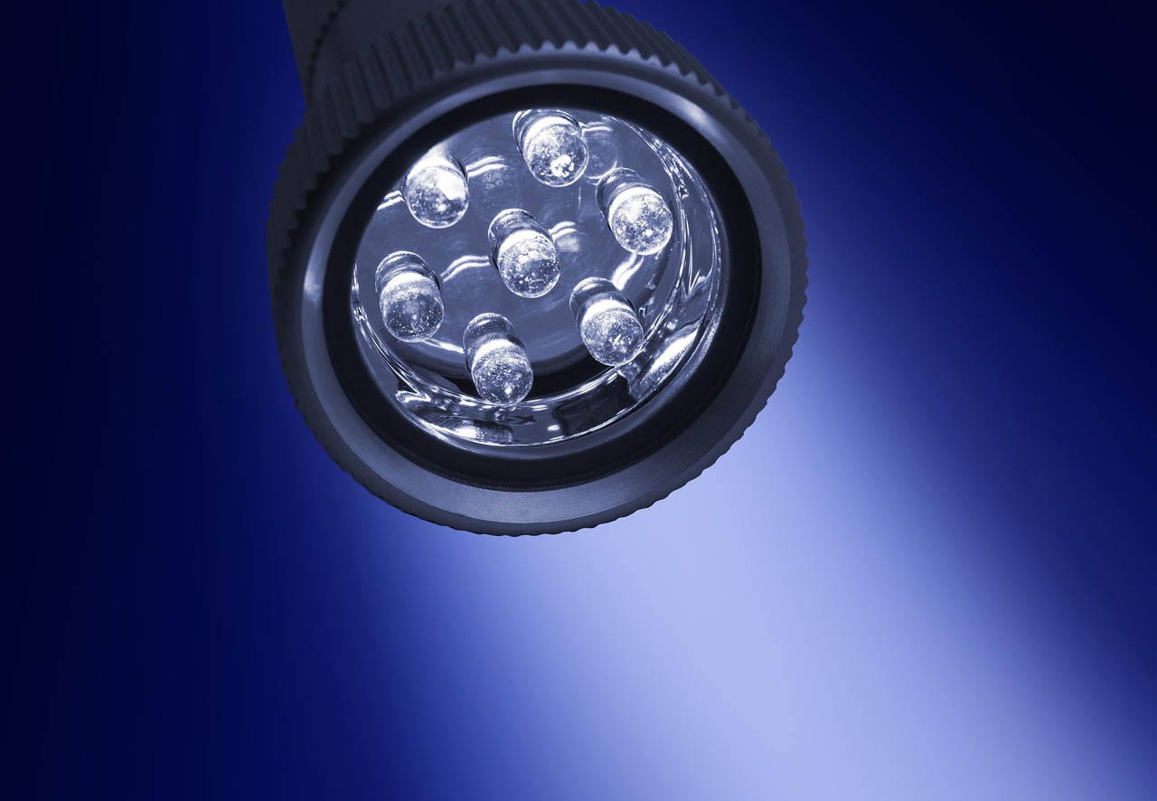 How to Power Miniature LED Lights Without Wires?
