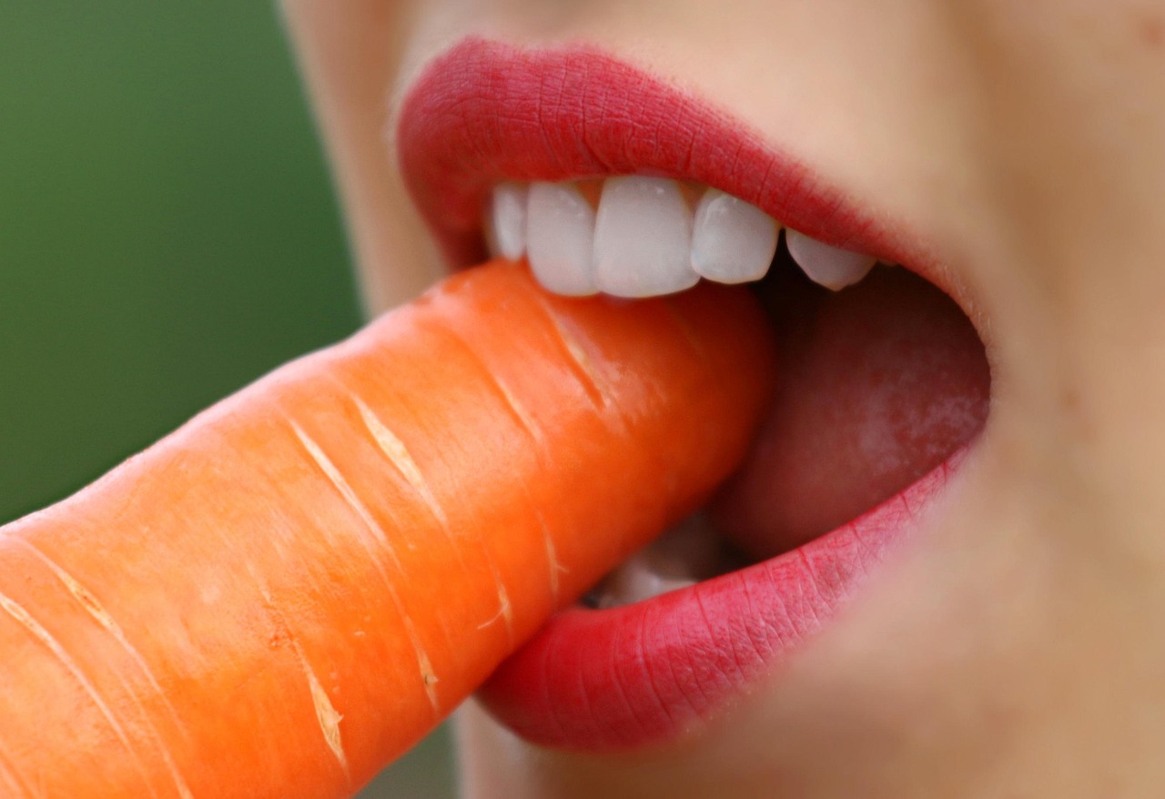 Keep Your Teeth Healthy By Visiting A Dentist