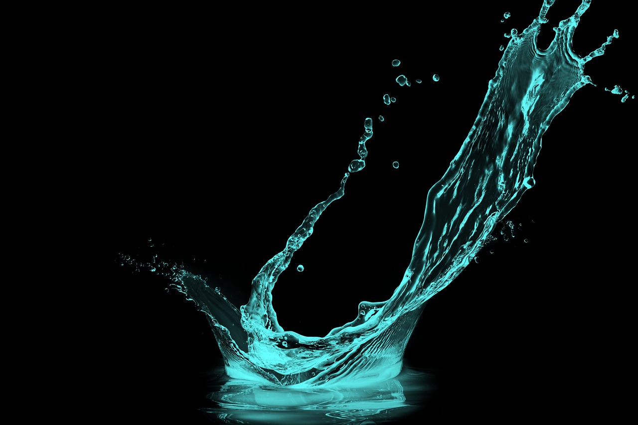 Splashes Of Style: Uncovering The Latest Trends In Swimming Pool Renovation