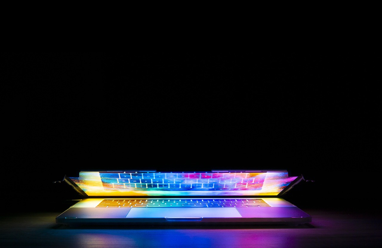Leveraging Digital Technology for Motion Graphic Creation