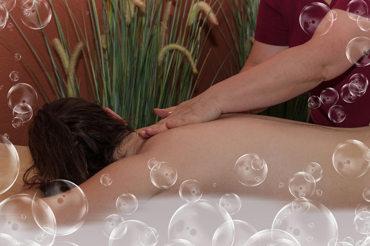 Guide To Choosing The Best Aromatherapy Body Oil For Your Skin