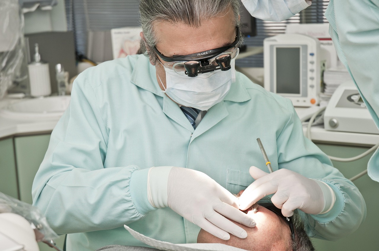 Should I Choose Aspen Dental or a Dental School for Affordable Care?
