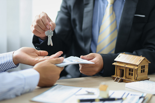 Mortgage Broker