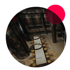 Axe-throwing bar