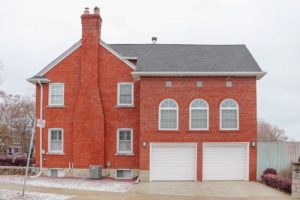 Painting exterior brick