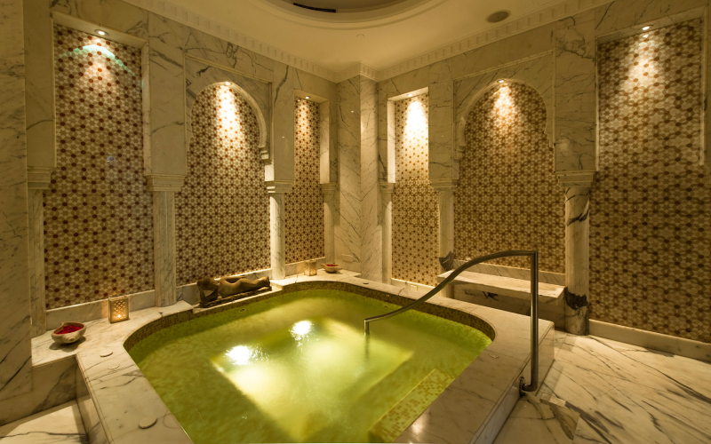 best SPA hotel in delhi
